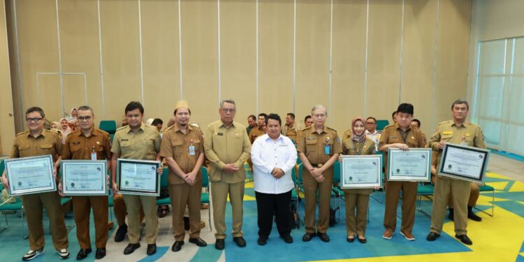 Enam Perangkat Daerah Tangsel Dapat Penghargaan dari Ombudsman RI