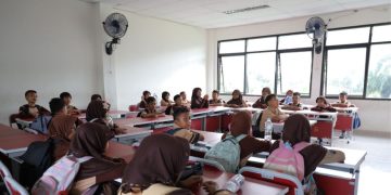 Ruang Kelas Siswa SDN Babakan 01 Tangsel