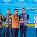 Wakil Walikota Tangsel saat terima penghargaan digitalisasi keuangan daerah terbaik dari BI.