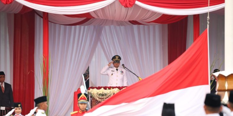 Penurunan Bendera Merah Putih HUT ke-81 RI di Tangsel, Pilar: Generasi Muda Harapan Bangsa